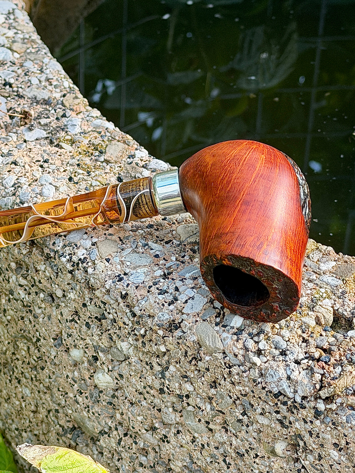 Handgefertigte Bruyère-Pfeife – Freehand Natural teilrustizierung
