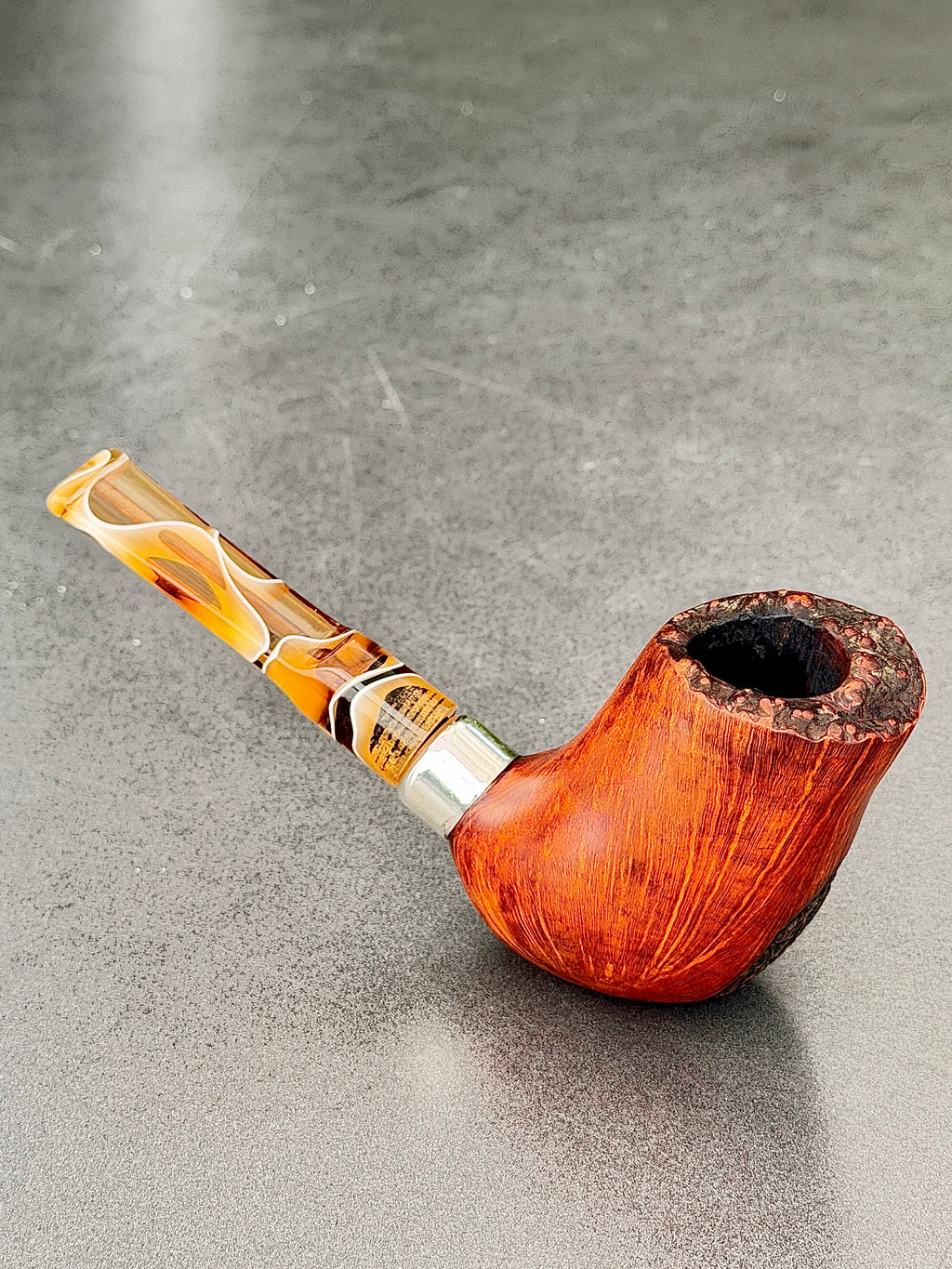 Handgefertigte Bruyère-Pfeife – Freehand Natural teilrustizierung