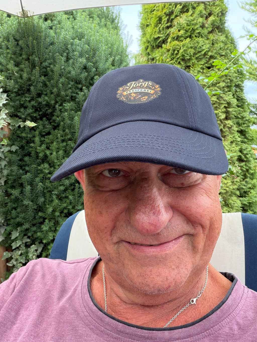 „Jörgs Pfeiferei“ Snapback Cap