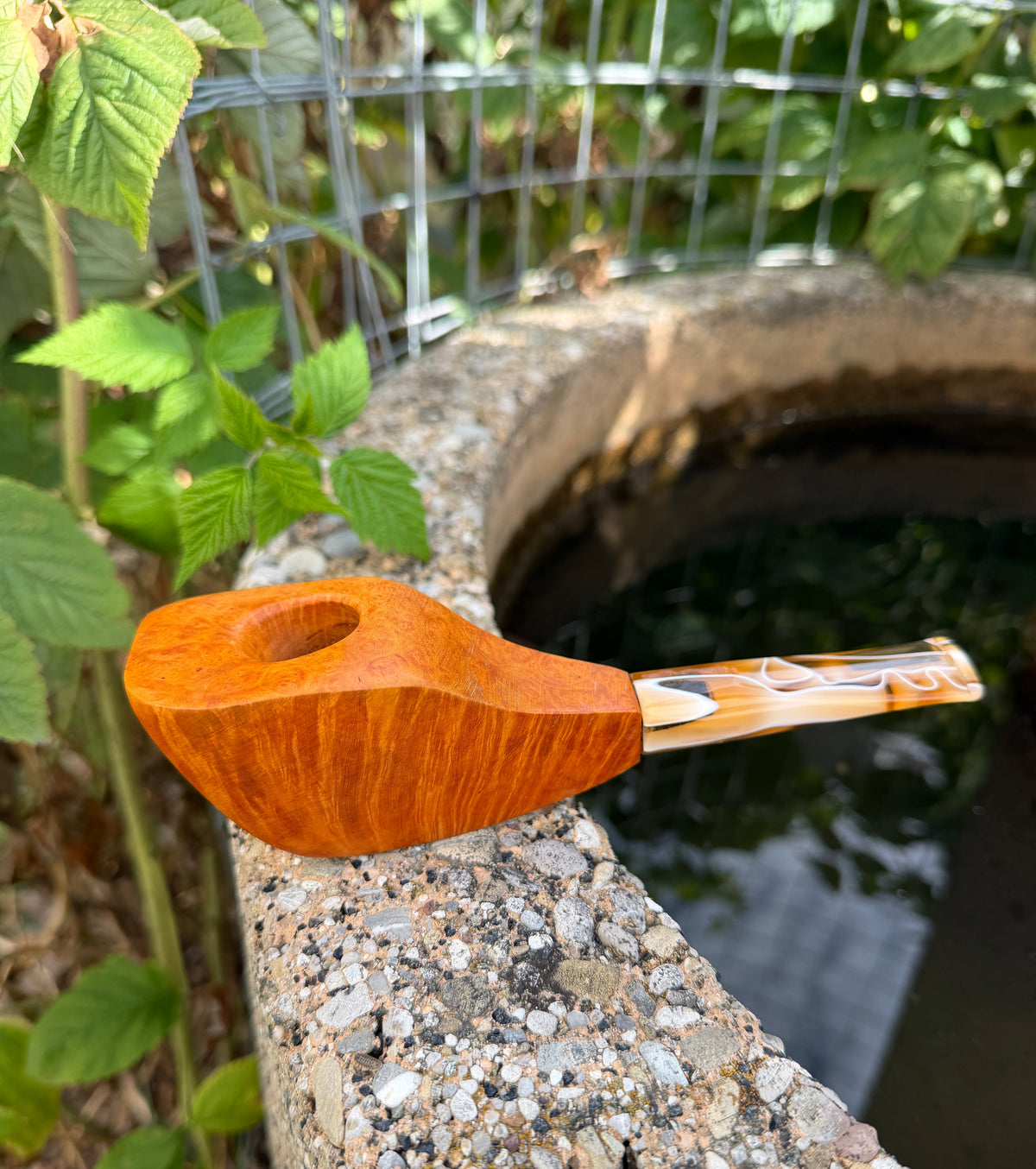 Handgefertigte Freehand-Pfeife aus Bruyèreholz – Unikat mit Acryl-Mundstück